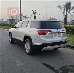 GMC Acadia
